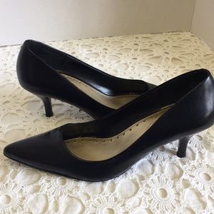 Nine & Co. Kitten heels Pumps